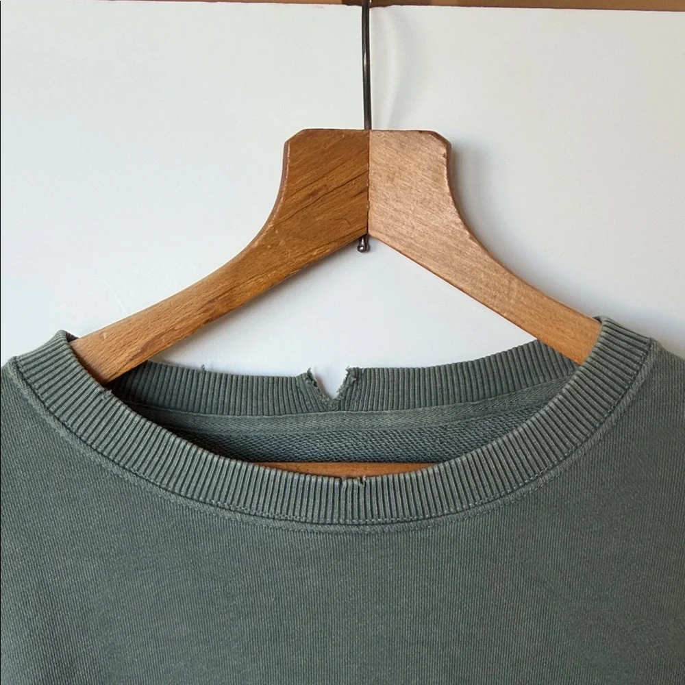 Aerie Oversized Crewneck Sweatshirt Olive Green Distressed Hem XL - Picture 4 of 7